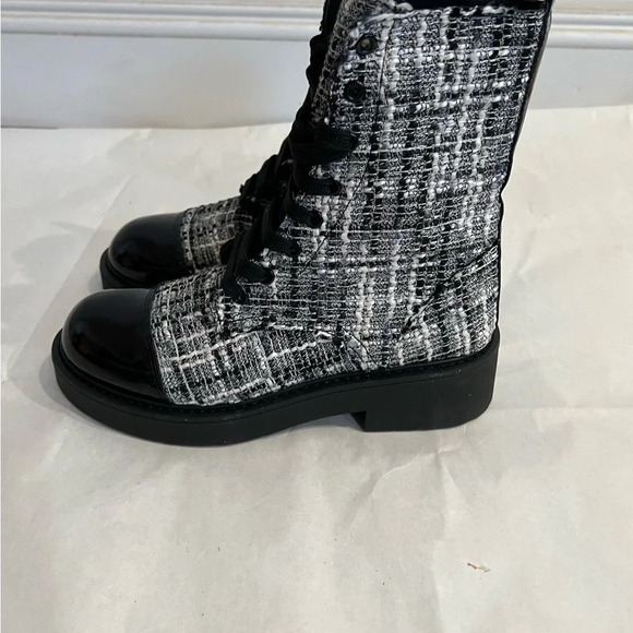 Intrend Black & White Tweed Leather Combat Boots Black Women's 39 EU 9 US NIB - Picture 6 of 14